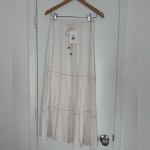 Rachel Parcell White Maxi Skirt, Size Small